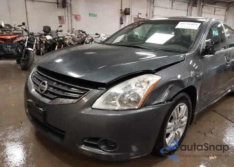 2011 Nissan Altima 2.5 S z USA, uszkodzony, nr VIN 1N4AL2AP0BN424924